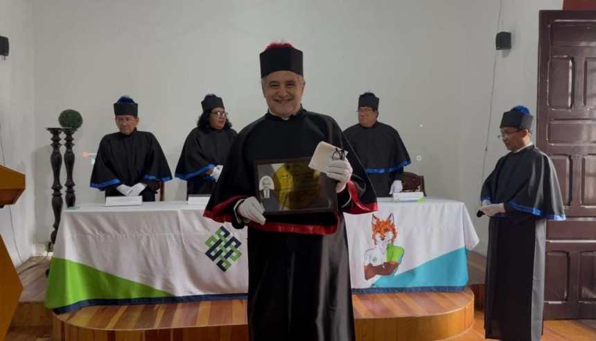 Fabricio Feduchy recibe el grado de Doctor Honoris Causa por la Universidad&nbsp;Palafoxiana