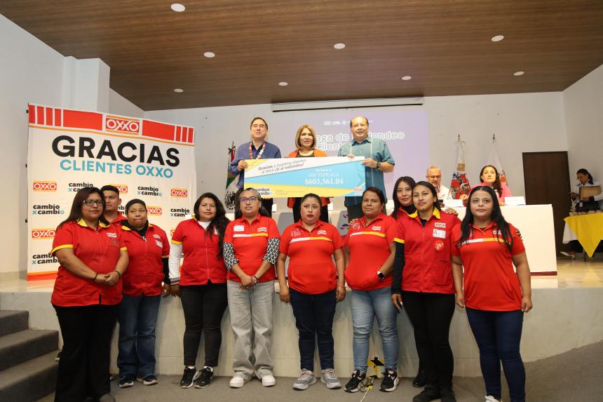 SISTEMA MUNICIPAL DIF TEPEACA RECIBE MÁS DE 600 MIL PESOS DEL REDONDEO OXXO PARA SALUD Y&nbsp;REHABILITACIÓN